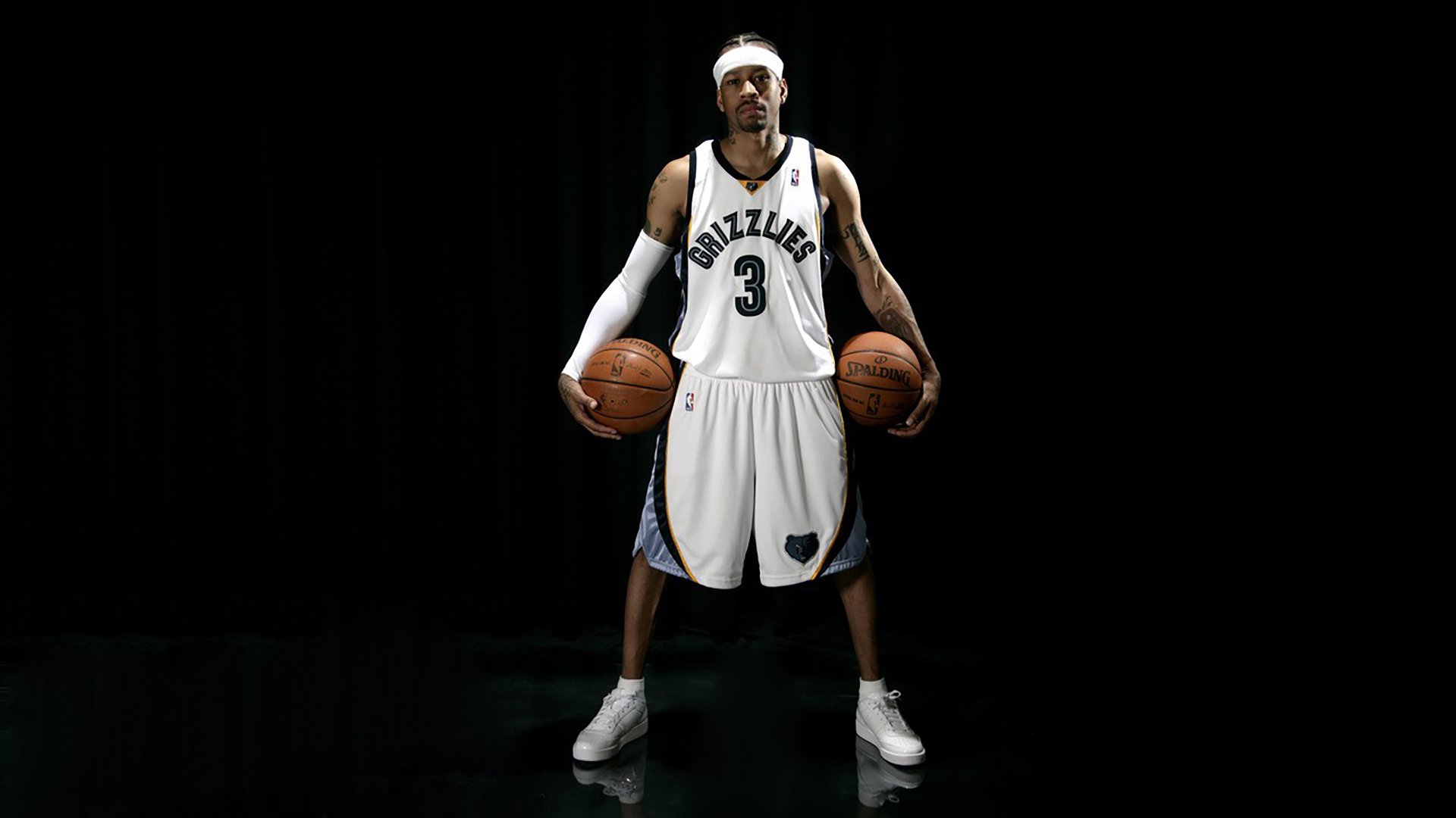 马龙场均50分仍被交易？NBA最无情运作背后的真相|爱游戏电竞平台